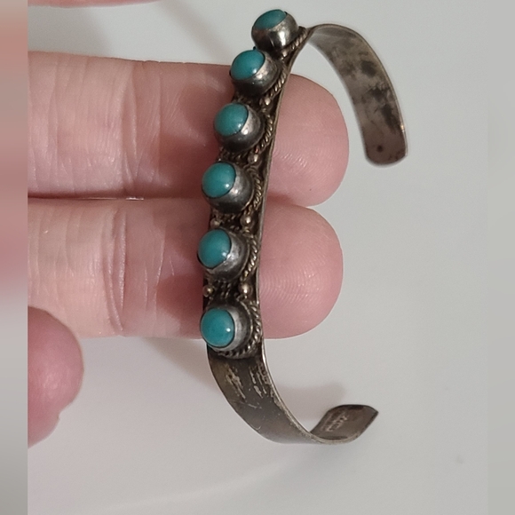 Vintage Jewelry - Vintage turquoise sterling silver Mexico cuff bracelet small 5" 6" wrist 7.1g